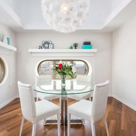 Felix Saenz Penthouse In By Solaga Homes * Màlaga