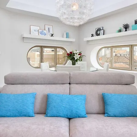 Felix Saenz Penthouse In By Solaga Homes *