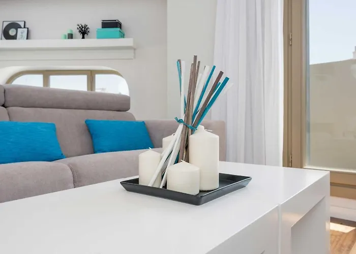Felix Saenz Penthouse In By Solaga Homes * Màlaga